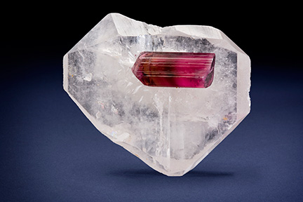 Trlm red on quartz