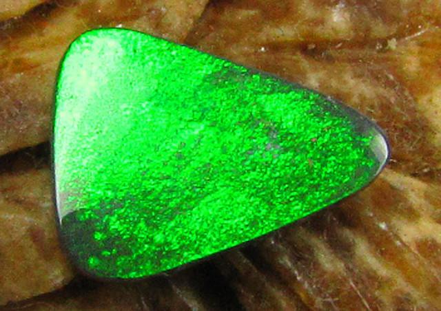 lechosos opal green