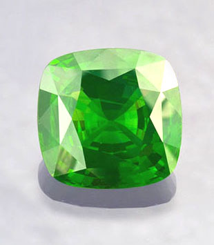 zircon_20.85ct green sri lankan 1